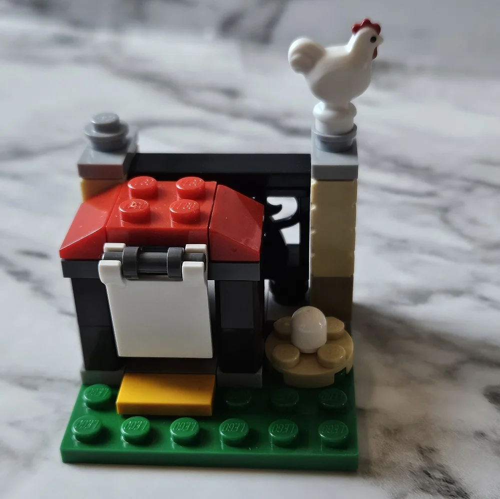 LEGO Easter Egg Hunt #40237 Retired Set
